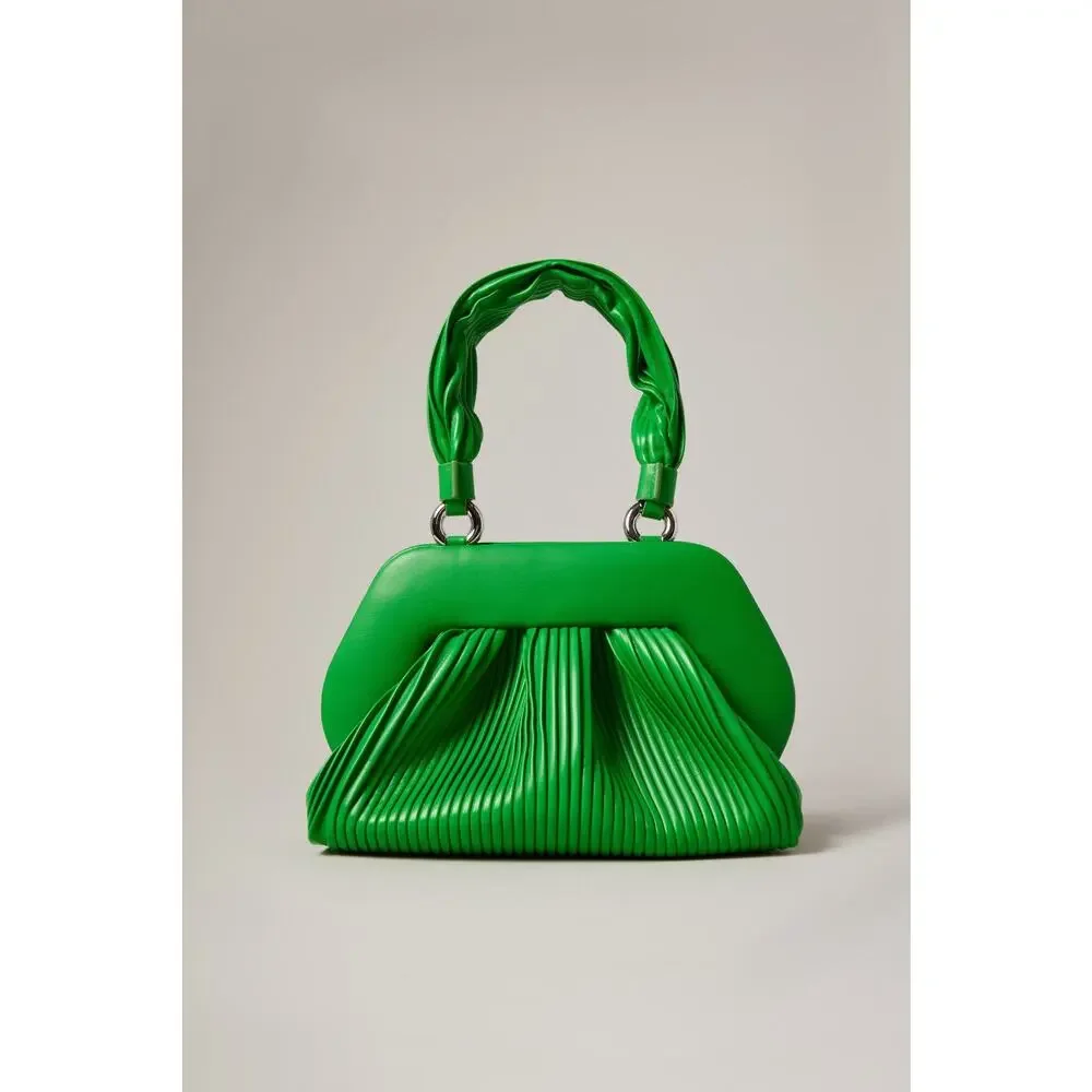THEMOIRé Green Leather Magnetic Closure Puffy Trim Tia Plissa Bag Purse